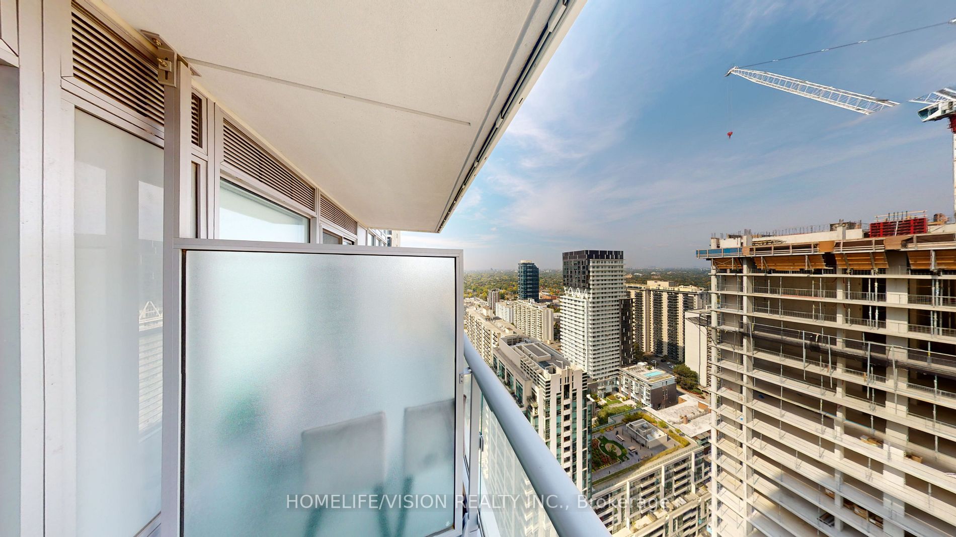 99 Broadway Ave, #3411