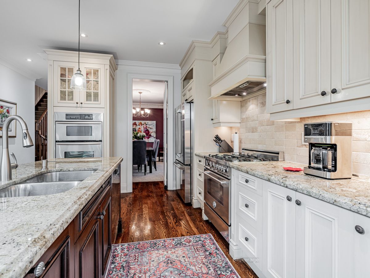 357 Soudan Ave