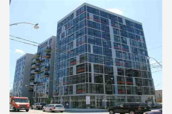 60 Bathurst St, Toronto
