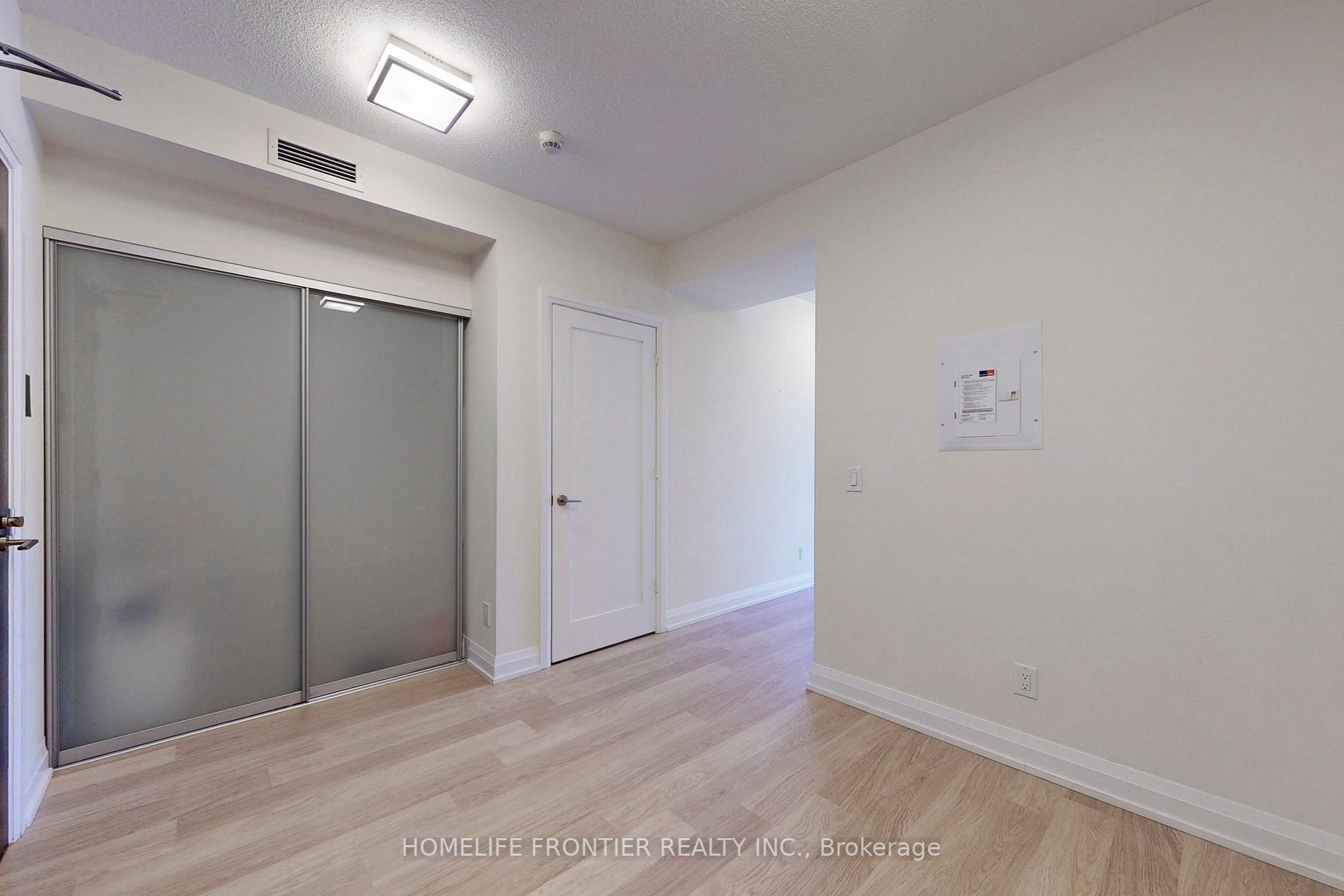 2 Anndale Dr, #709
