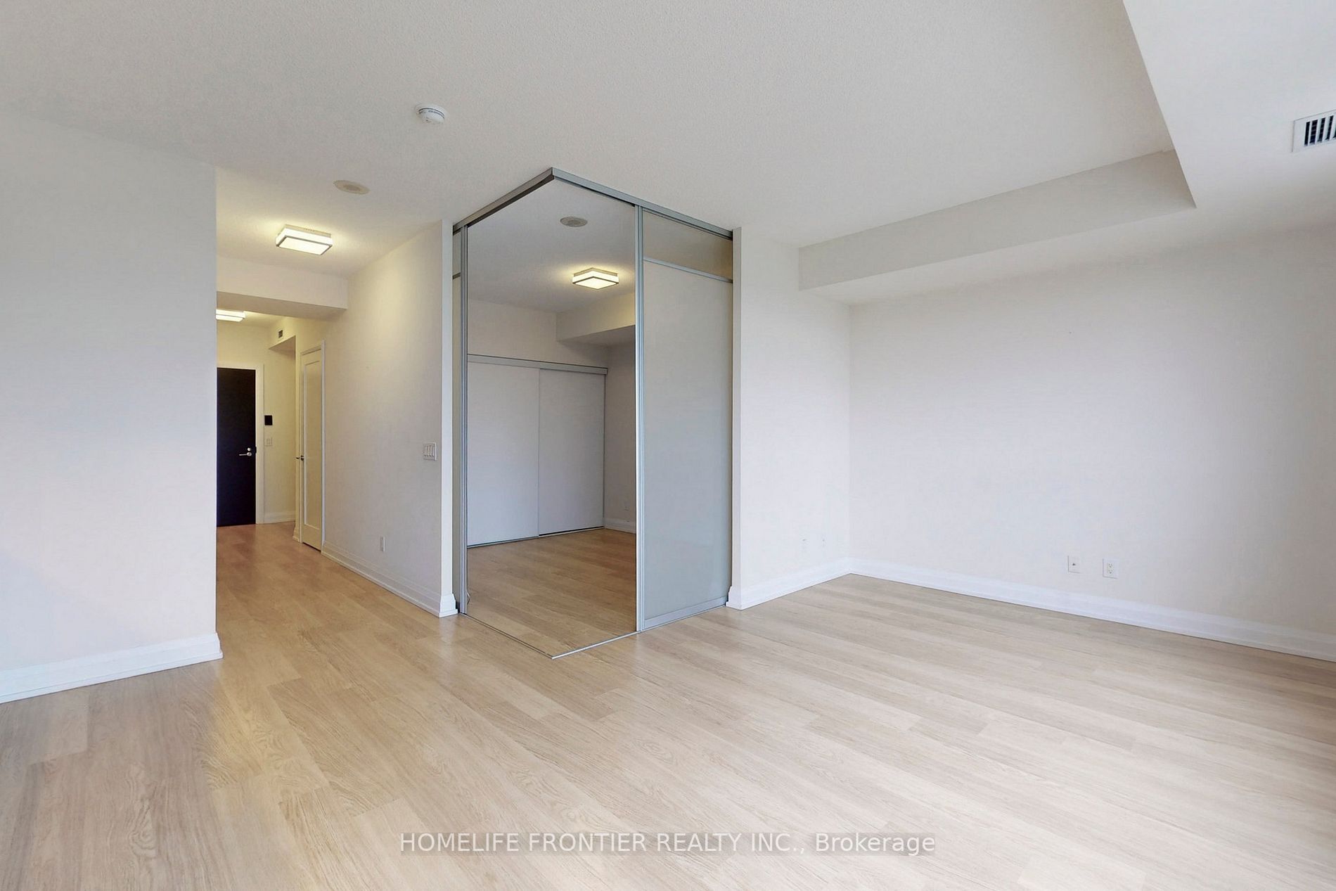 2 Anndale Dr, #709