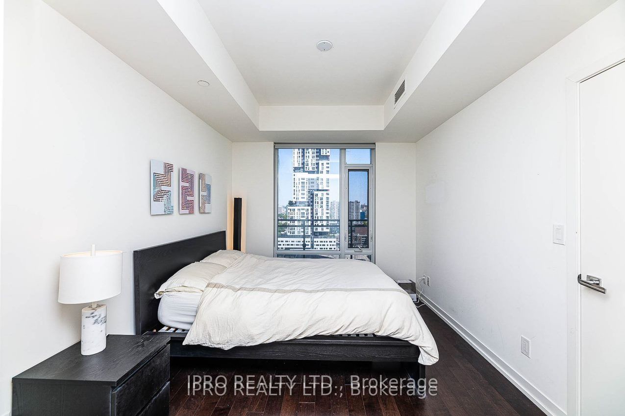 21 Widmer St, #1704