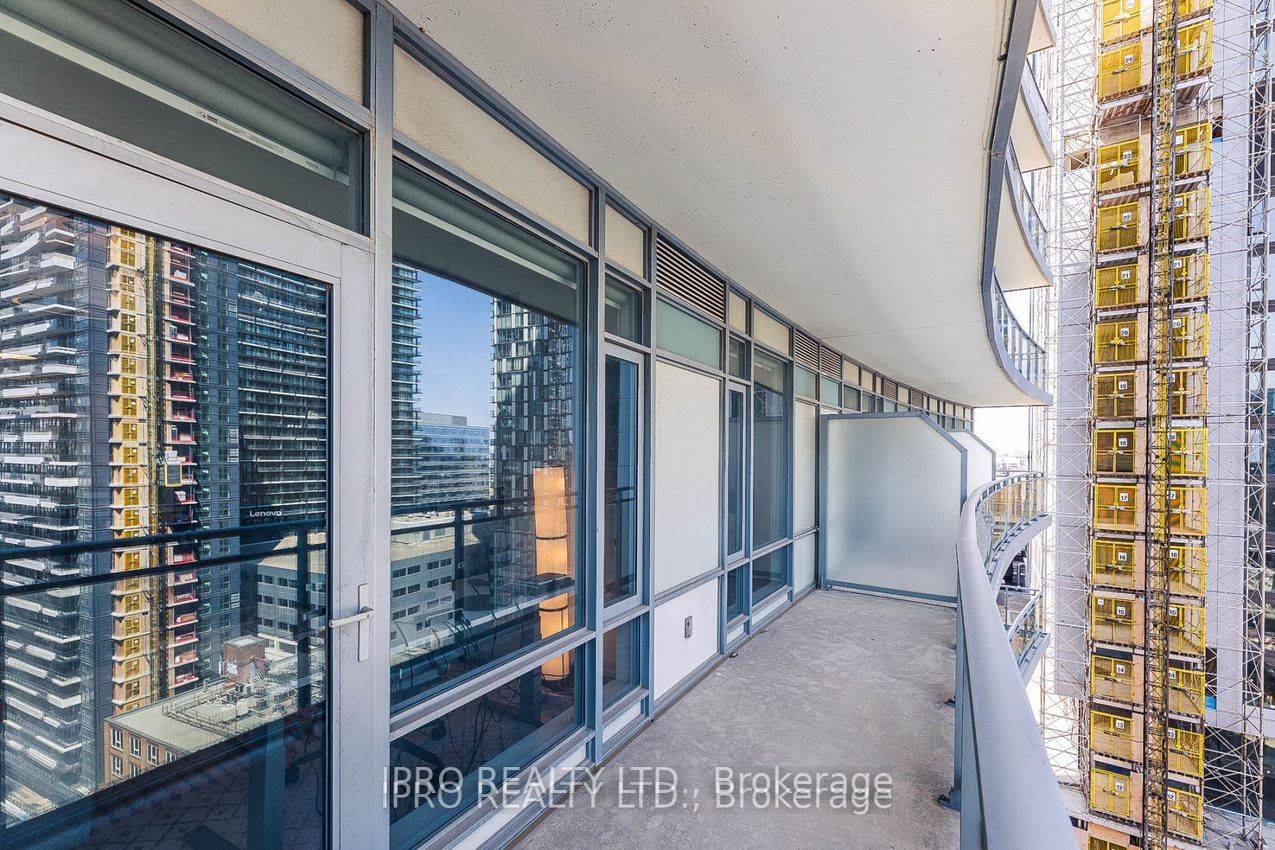 21 Widmer St, #1704