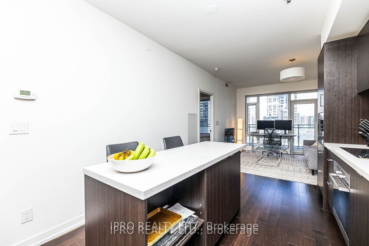 21 Widmer St, #1704