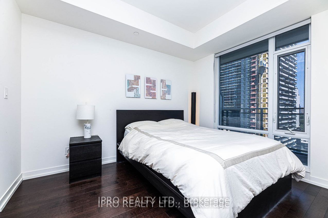 21 Widmer St, #1704