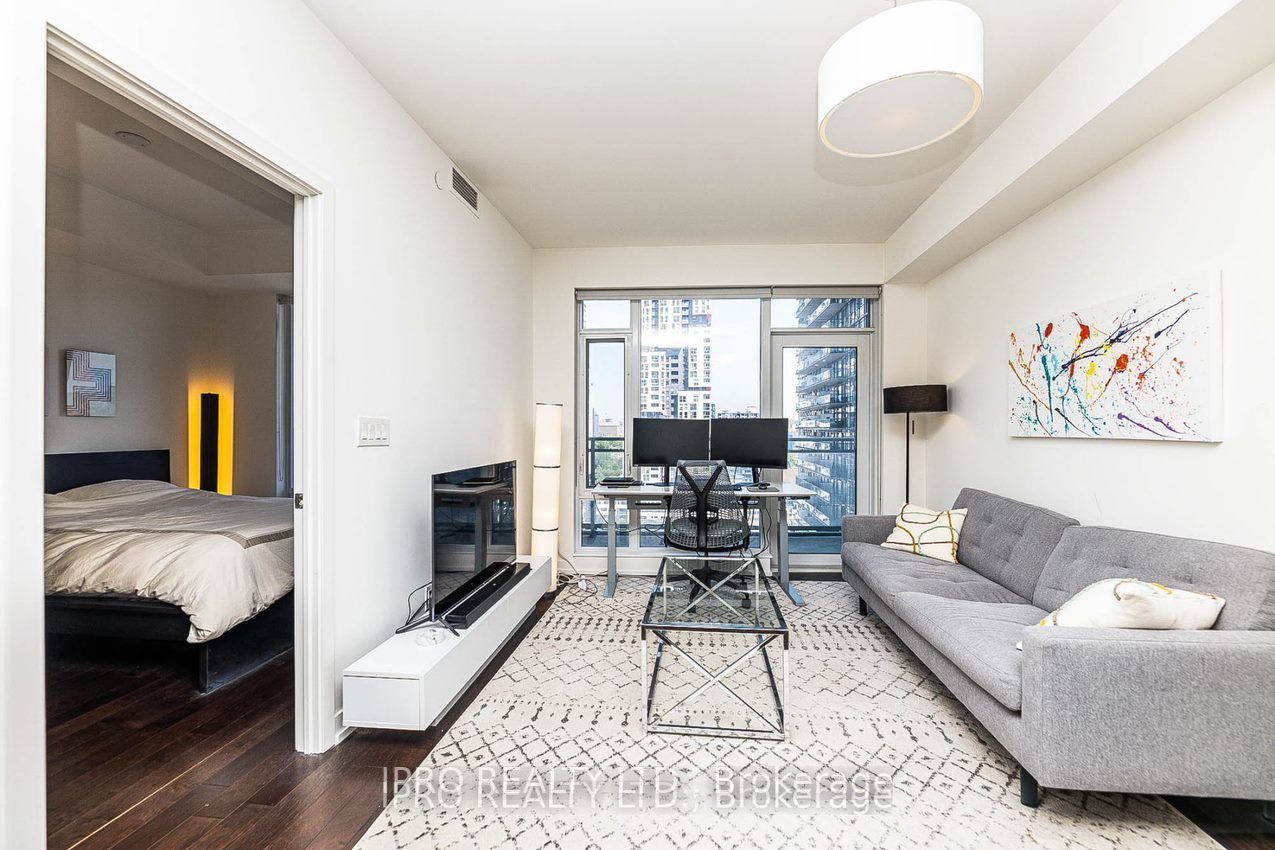 21 Widmer St, #1704