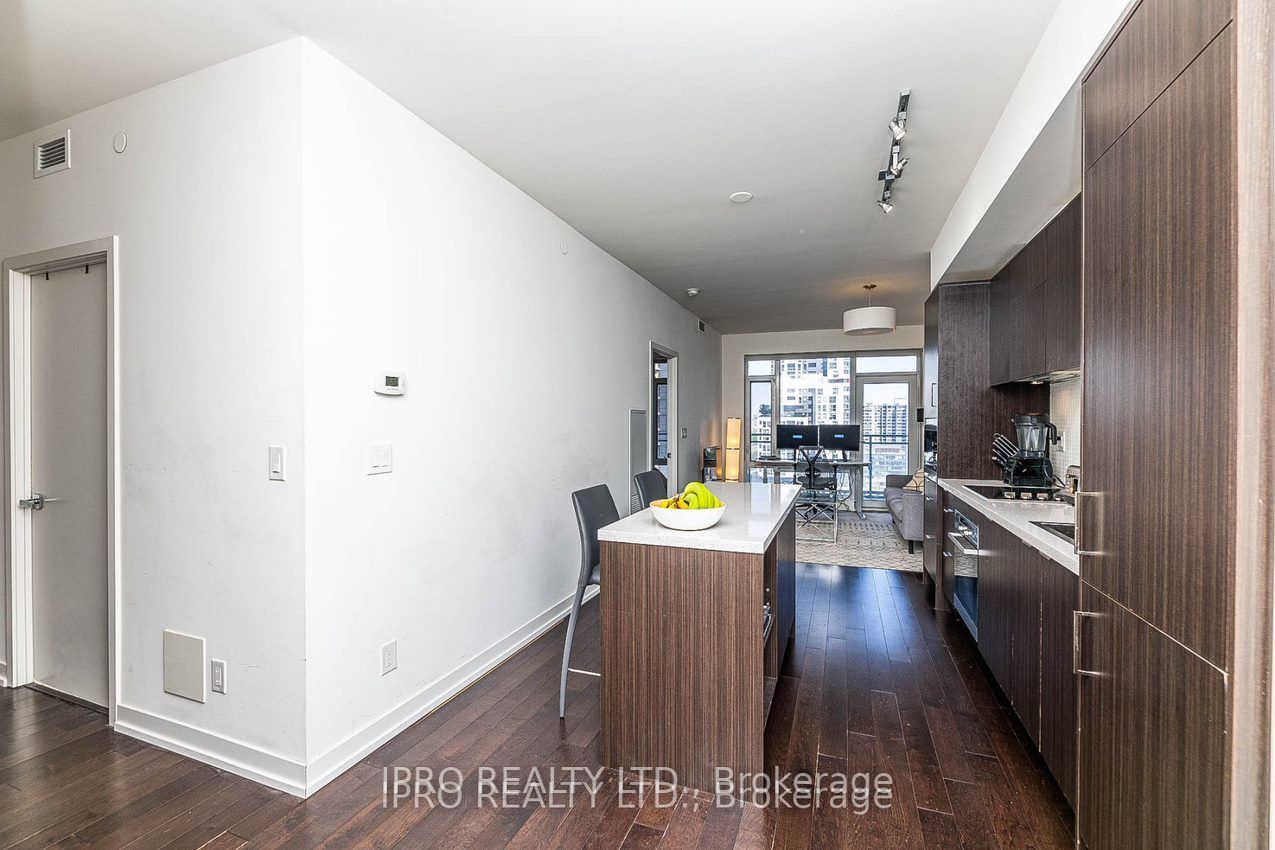 21 Widmer St, #1704