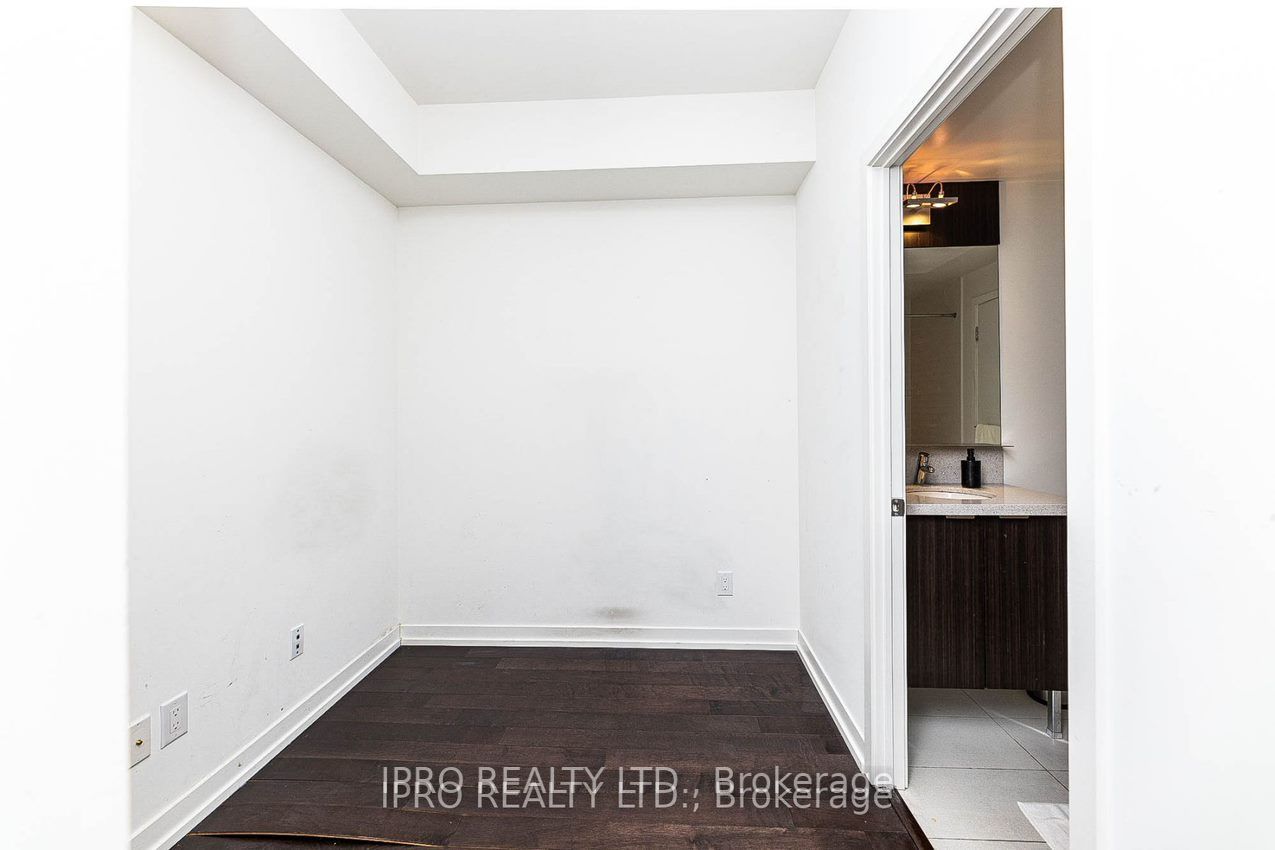 21 Widmer St, #1704