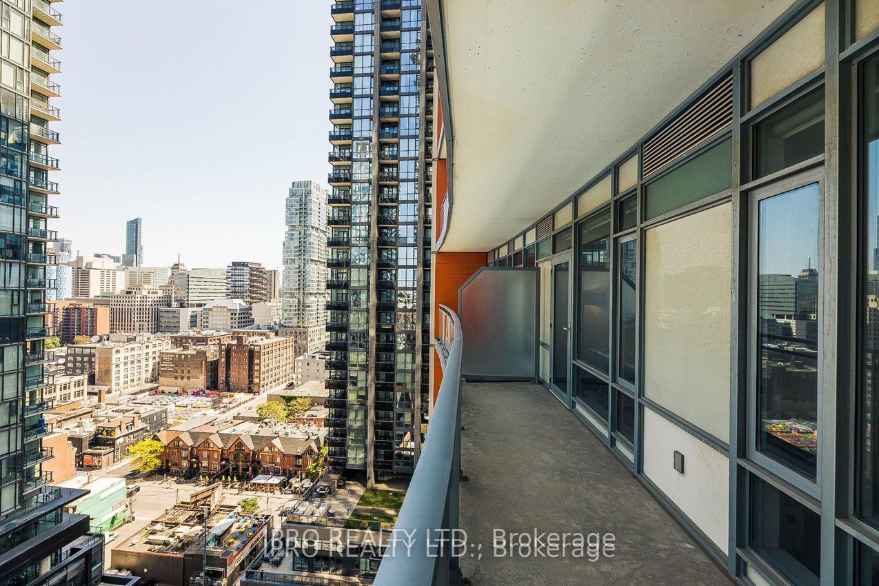 21 Widmer St, #1704