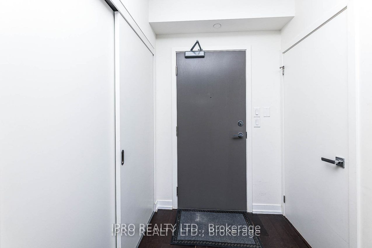 21 Widmer St, #1704