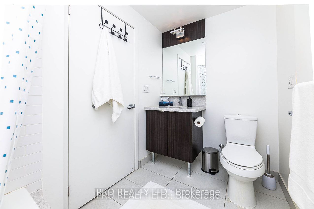 21 Widmer St, #1704
