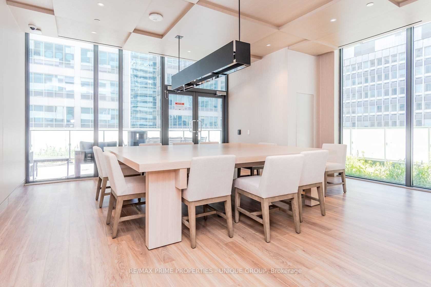 25 Richmond St E, #1405