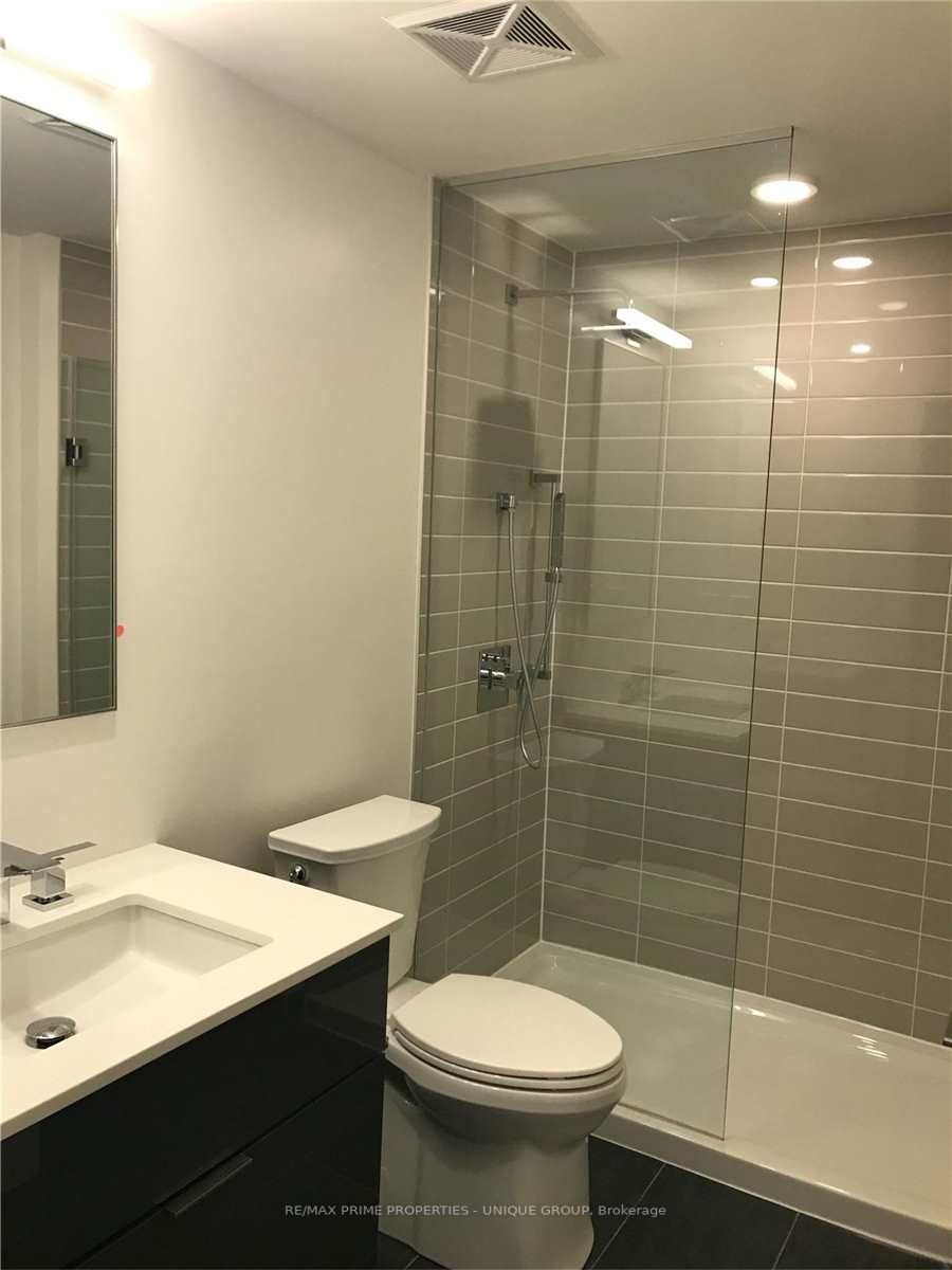 25 Richmond St E, #1405