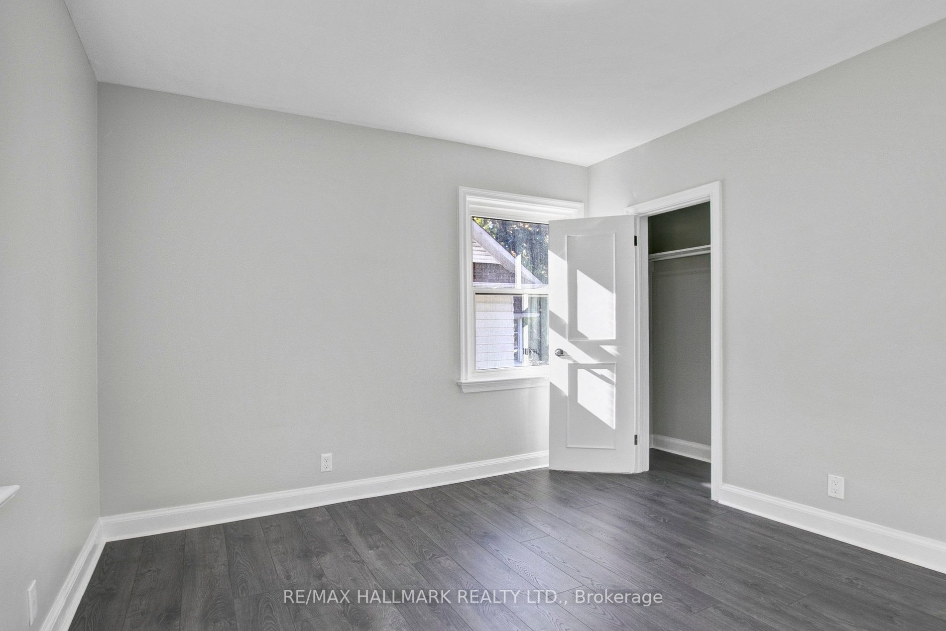 207 Maplehurst Ave