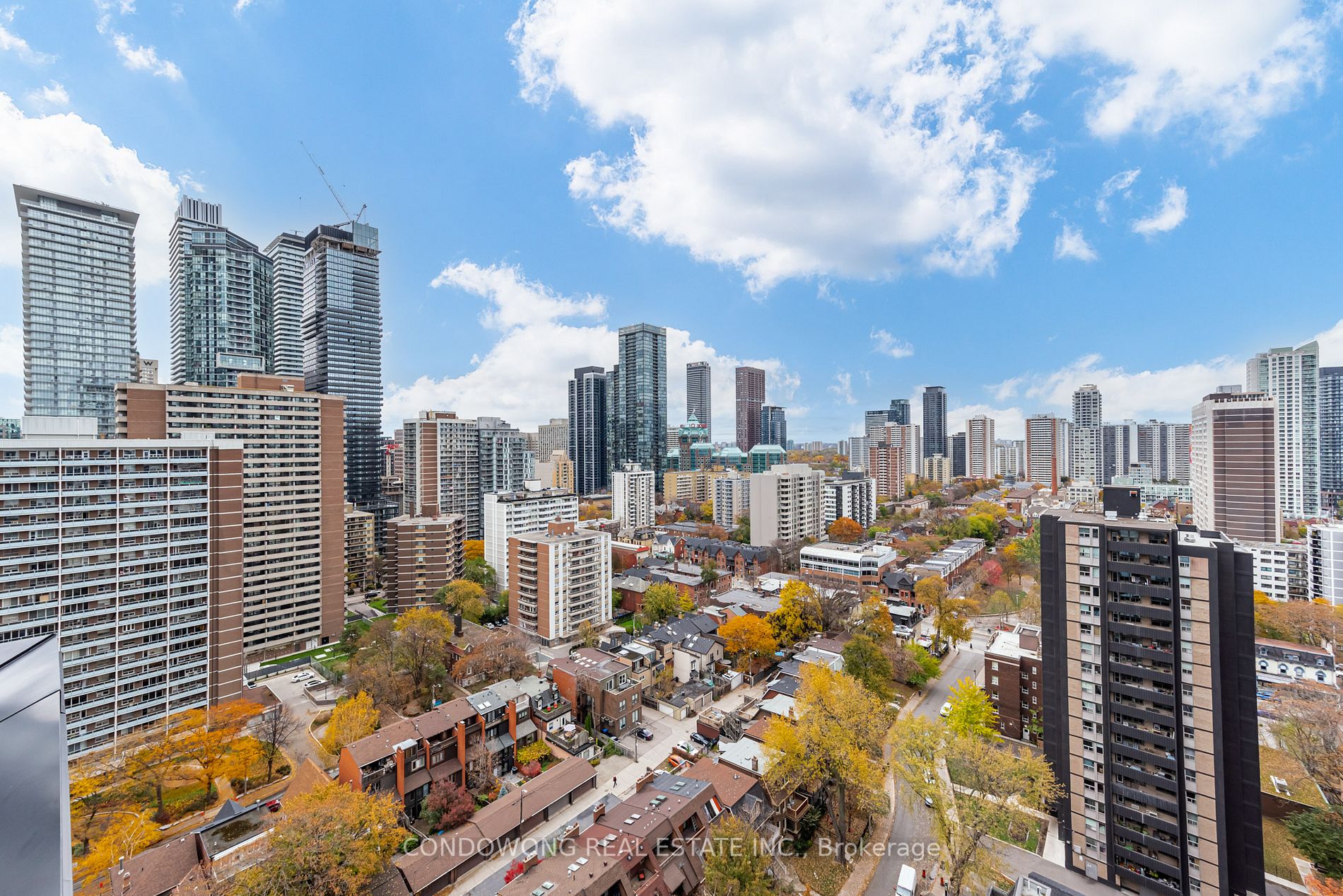17 Dundonald St, #903