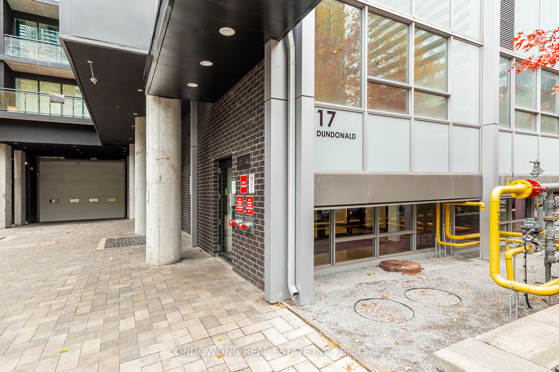 17 Dundonald St, #903