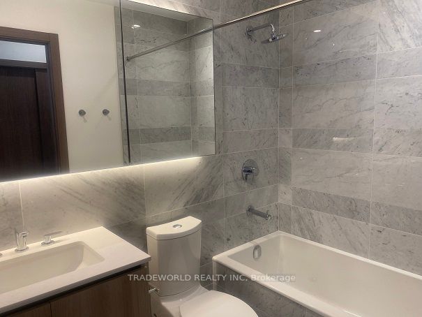 19 Bathurst St, #2810