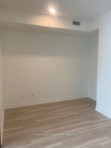 19 Bathurst St, #2810