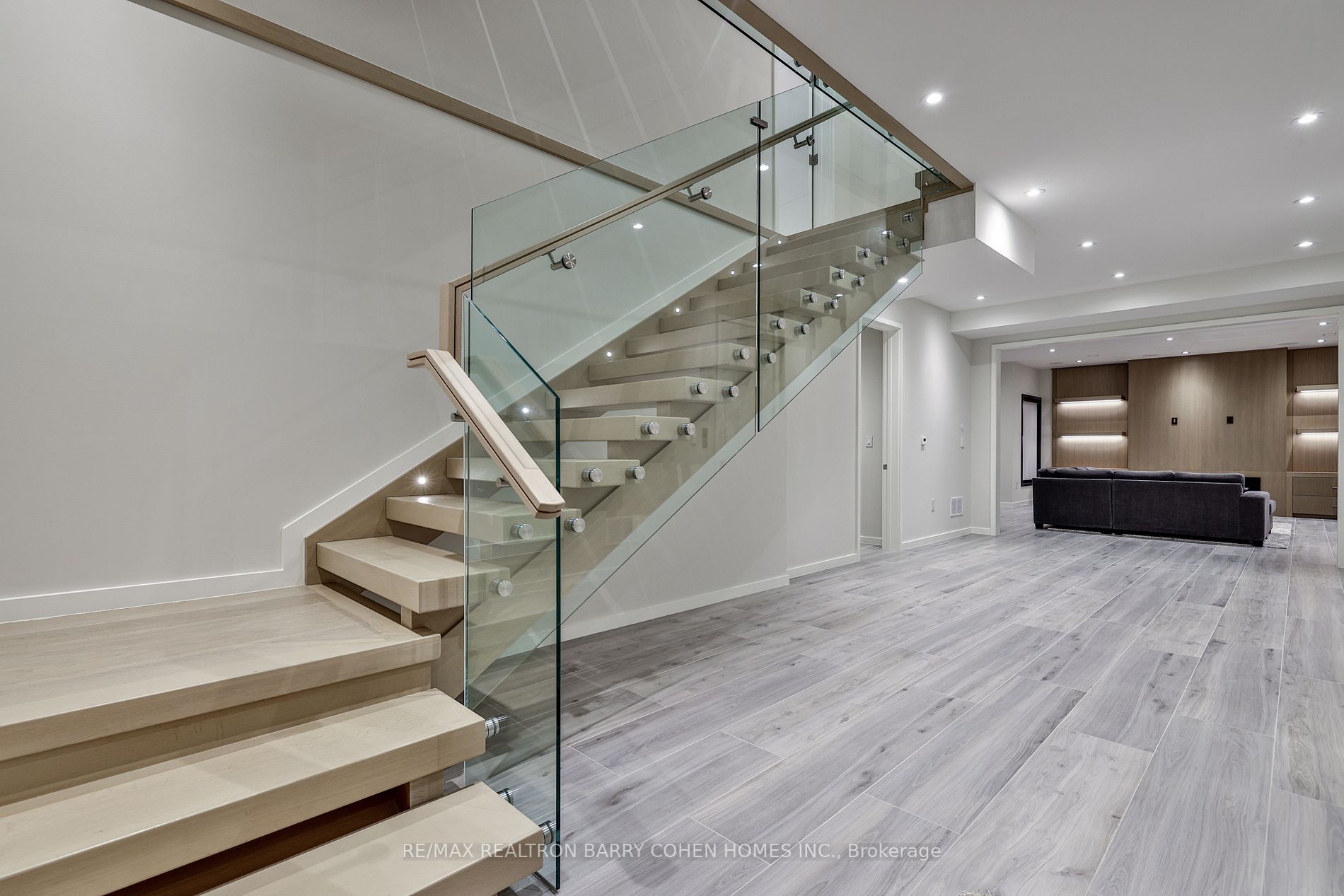 474 Russell Hill Rd