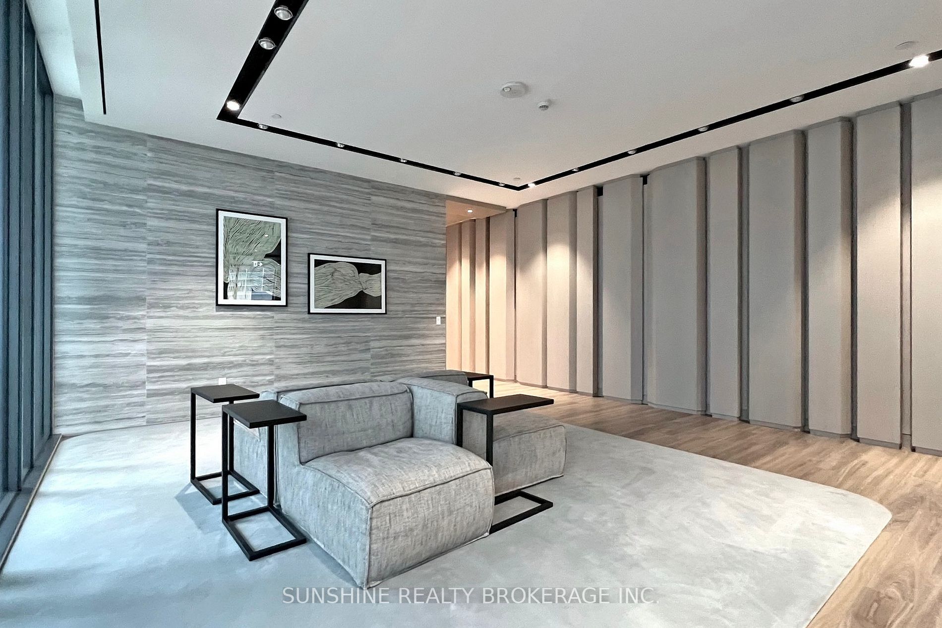 25 Richmond Street E, #422