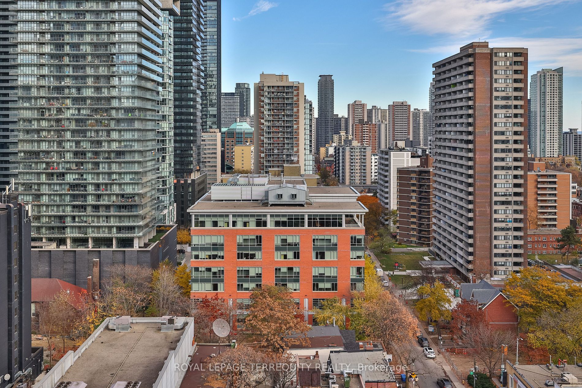 75 st nicholas Street, #1609