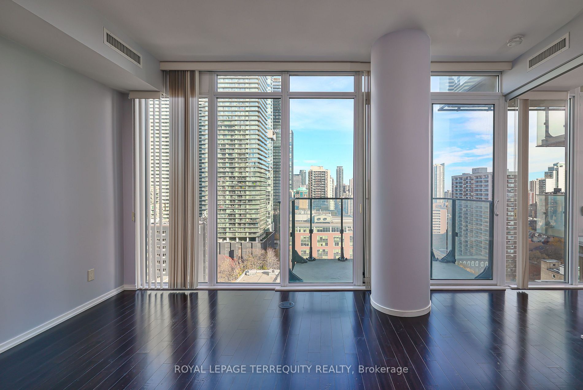 75 st nicholas Street, #1609