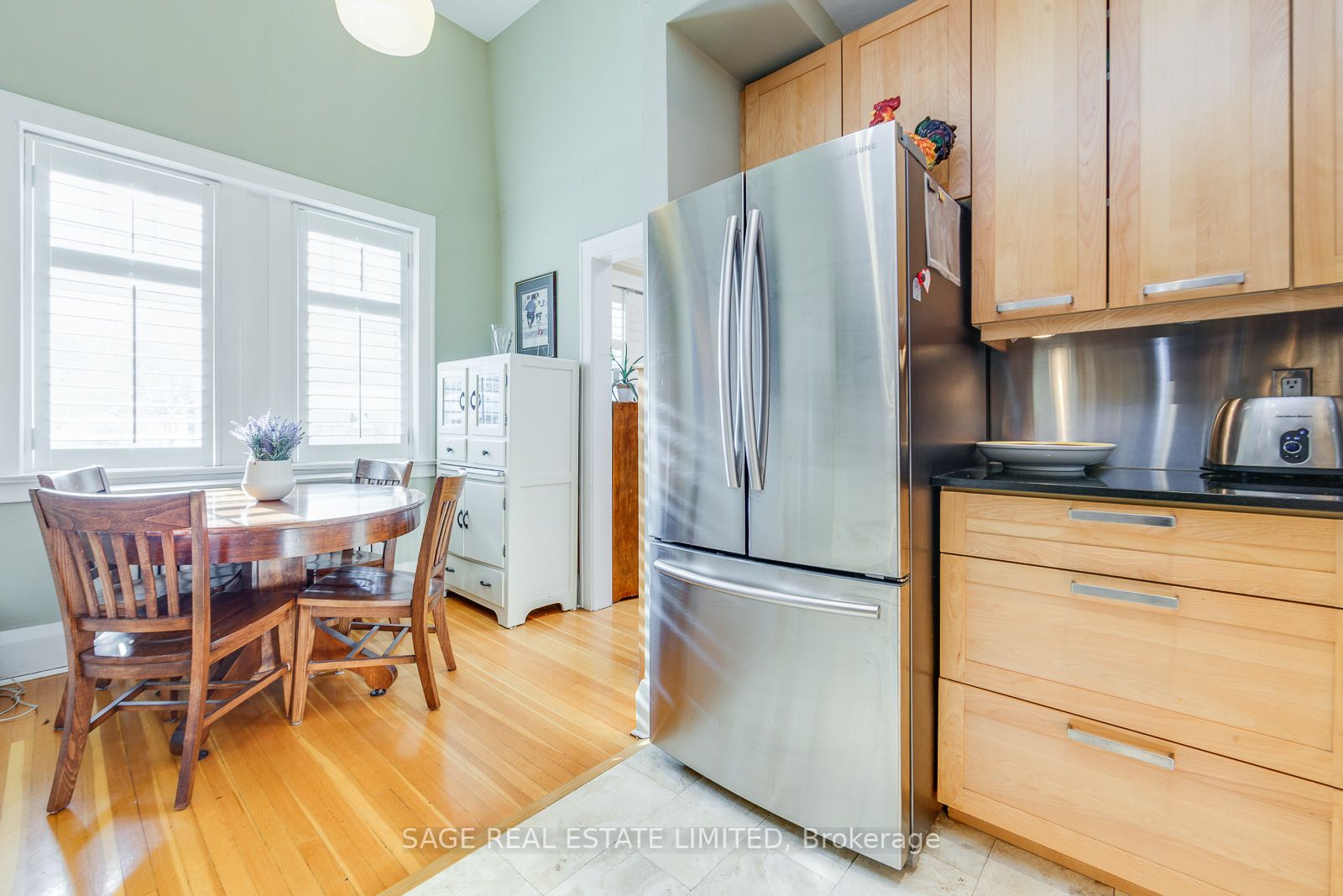 58 Sherwood Ave, #17