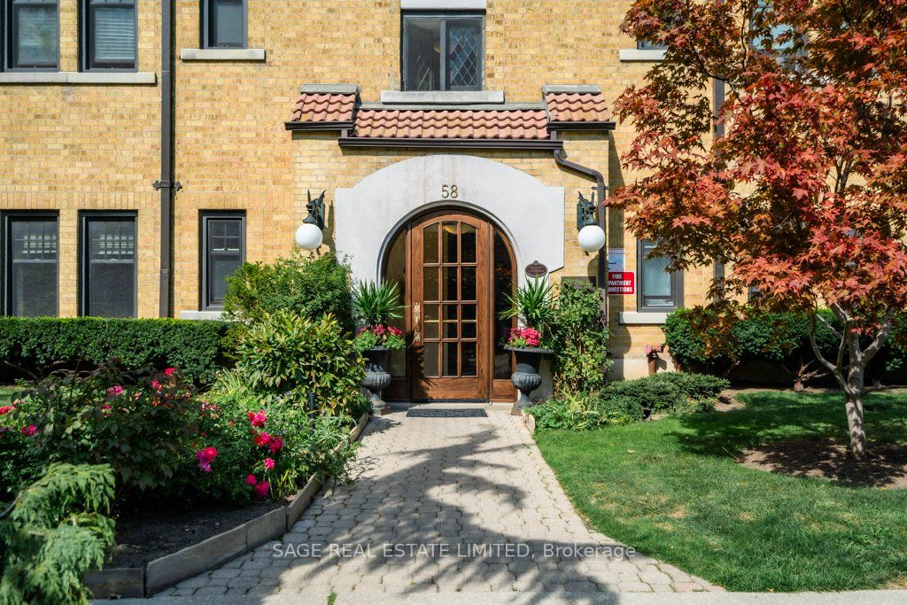 58 Sherwood Ave, #17