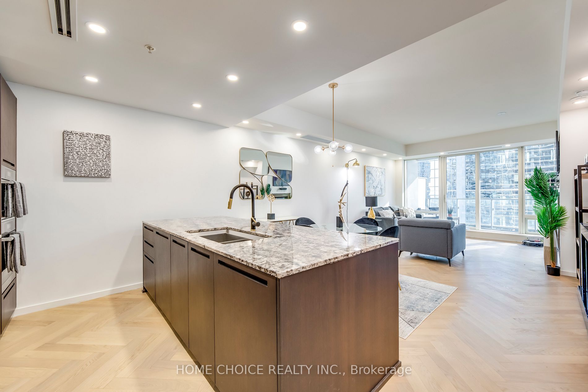 180 University Ave, #2308