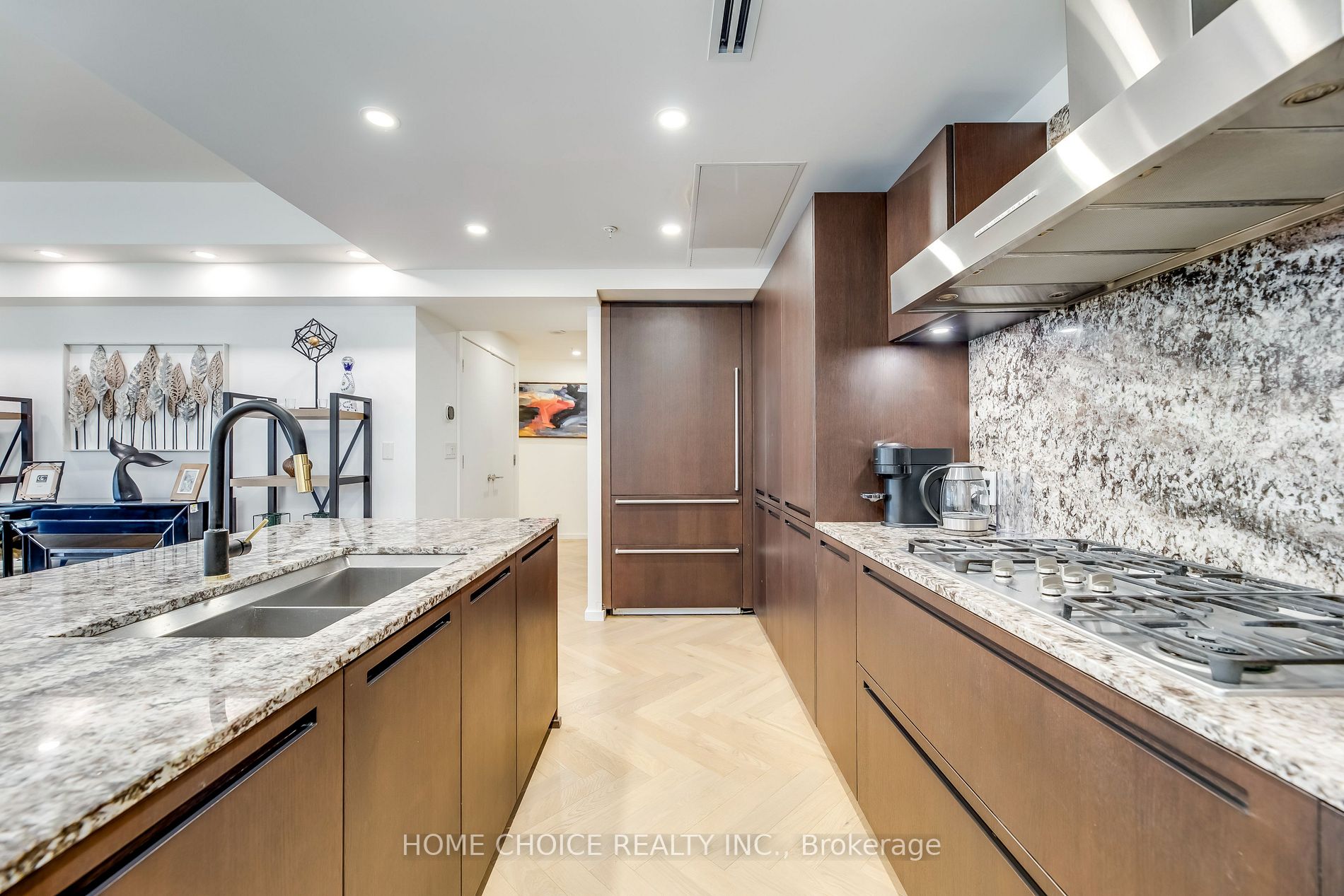 180 University Ave, #2308
