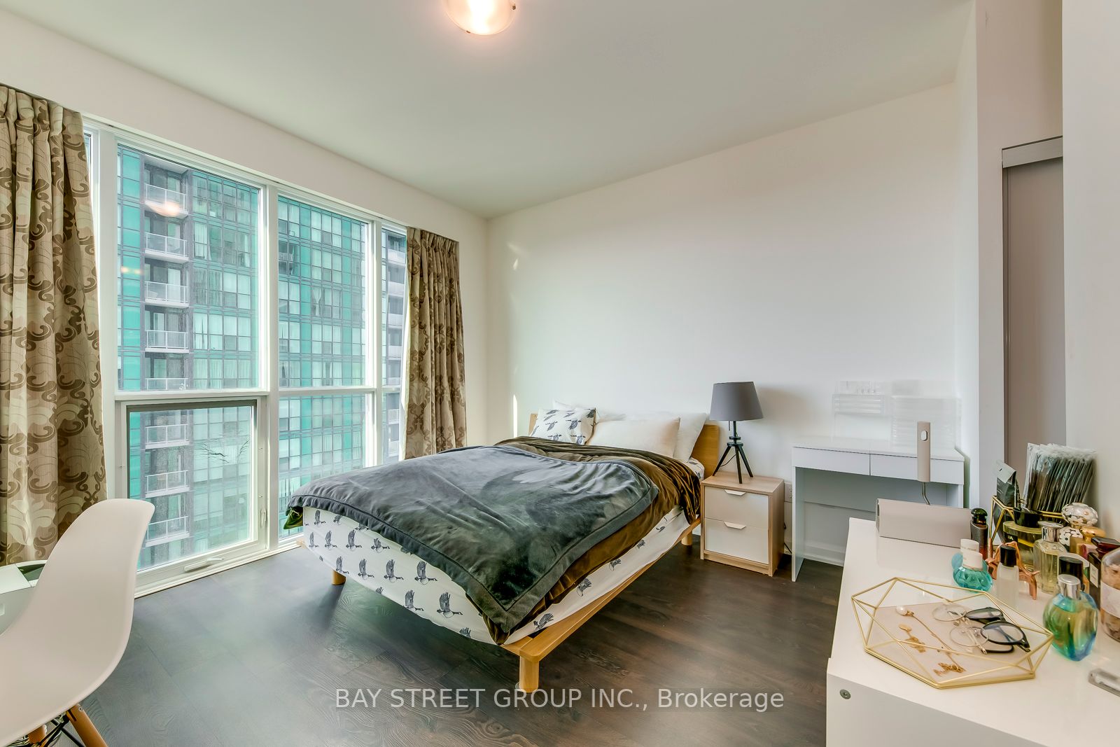 9 Bogert Ave, #2603