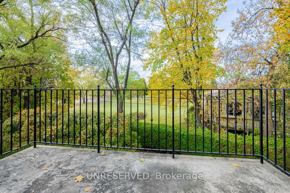 136 Dalemount Ave