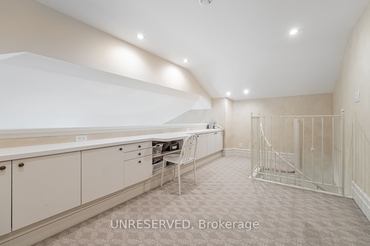 136 Dalemount Ave