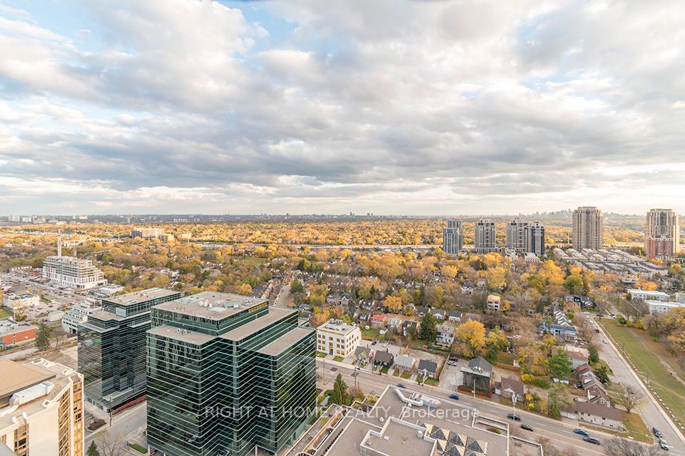 88 Sheppard Ave E, #3204