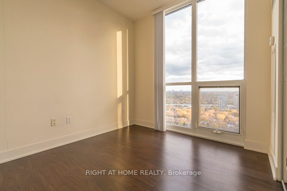 88 Sheppard Ave E, #3204