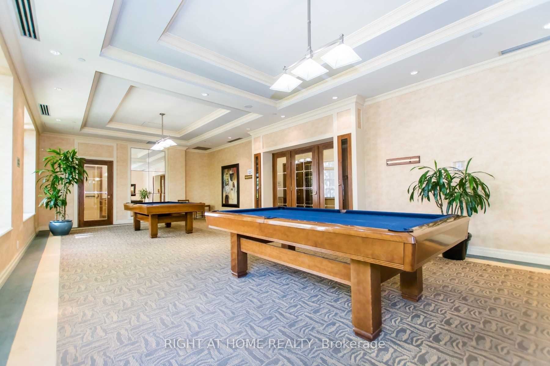 80 Harrison Garden Blvd, #316