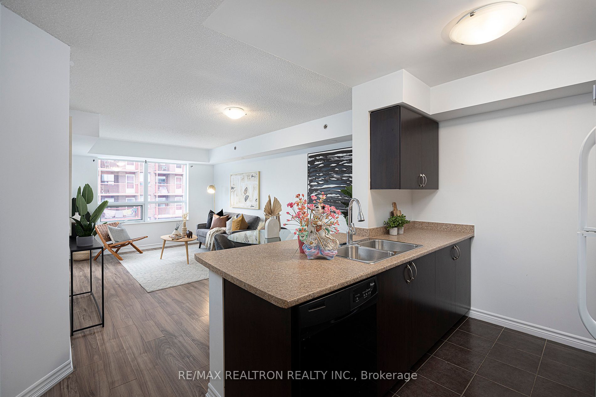 35 Saranac Blvd, #519