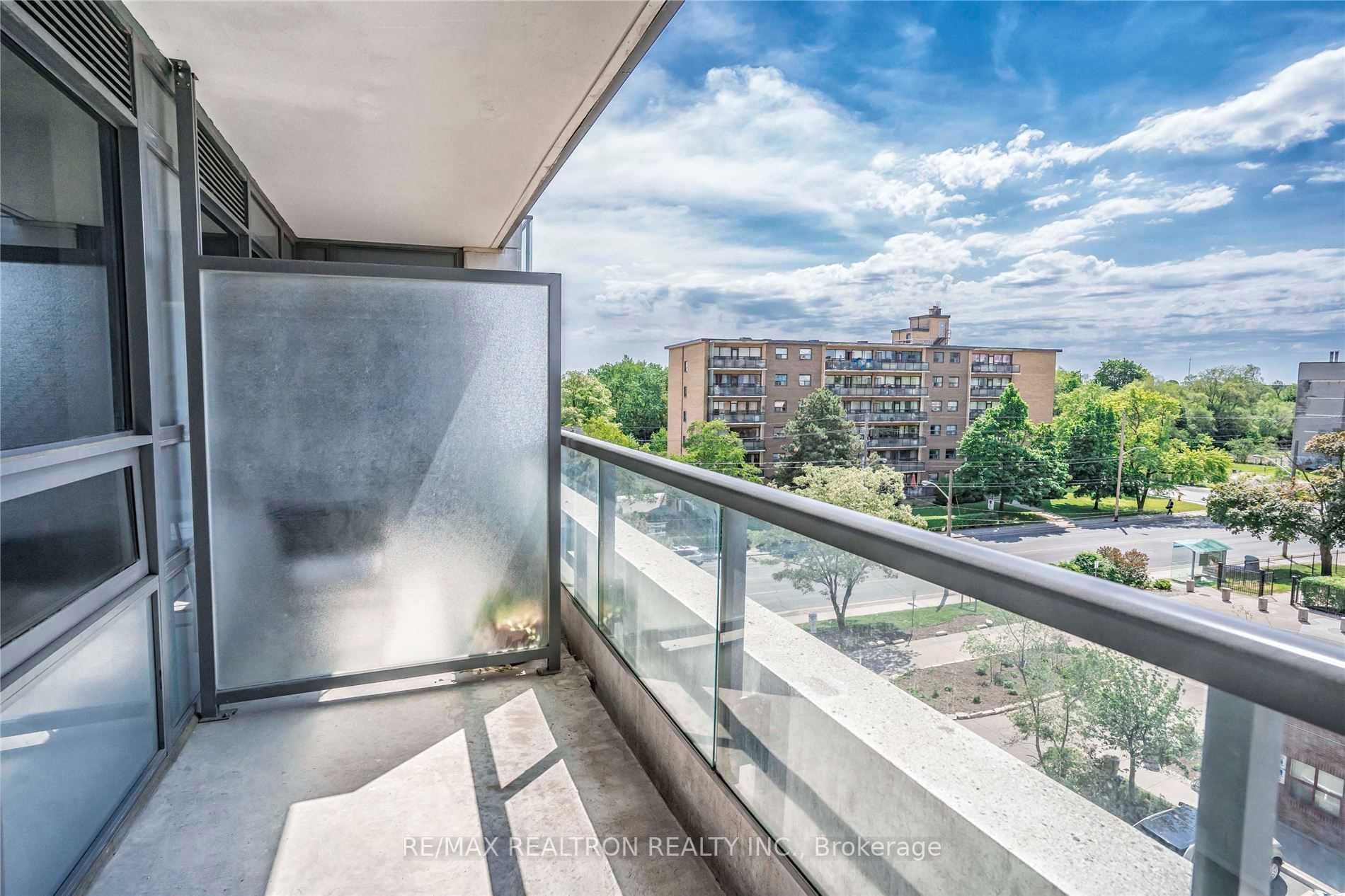 35 Saranac Blvd, #519