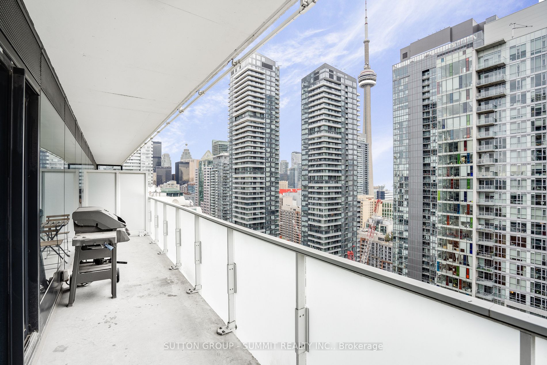 11 Charlotte St, #2501