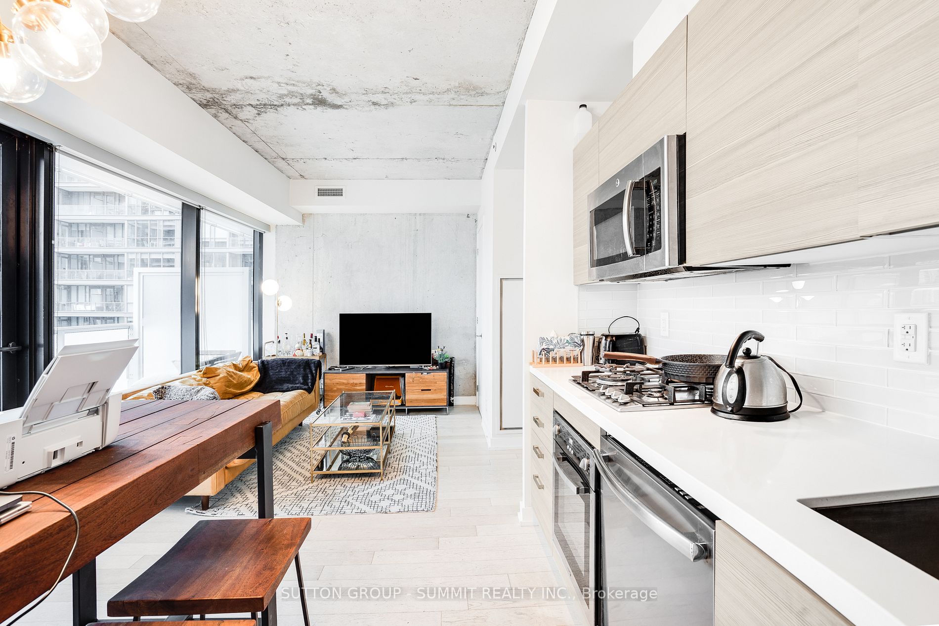 11 Charlotte St, #2501