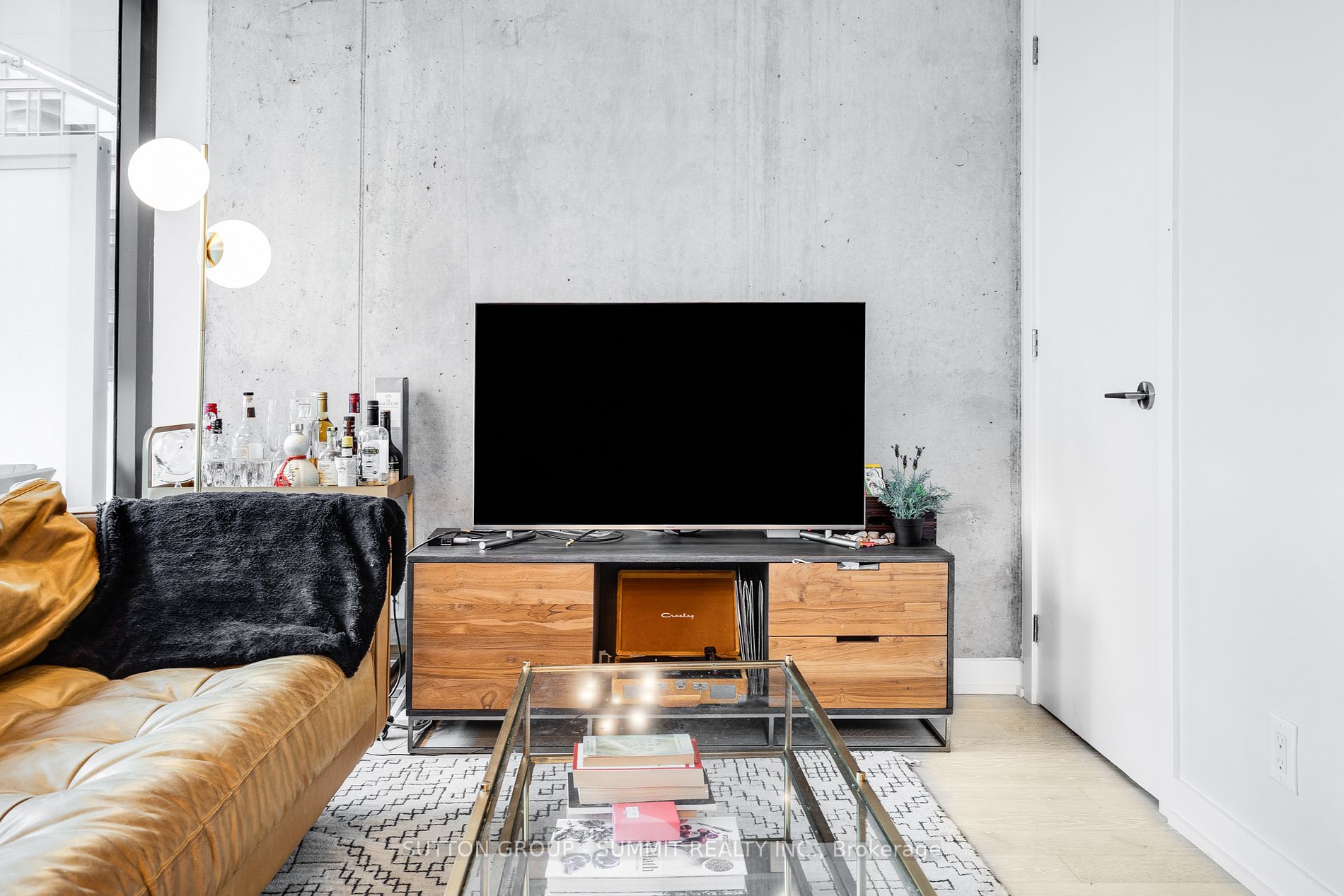 11 Charlotte St, #2501