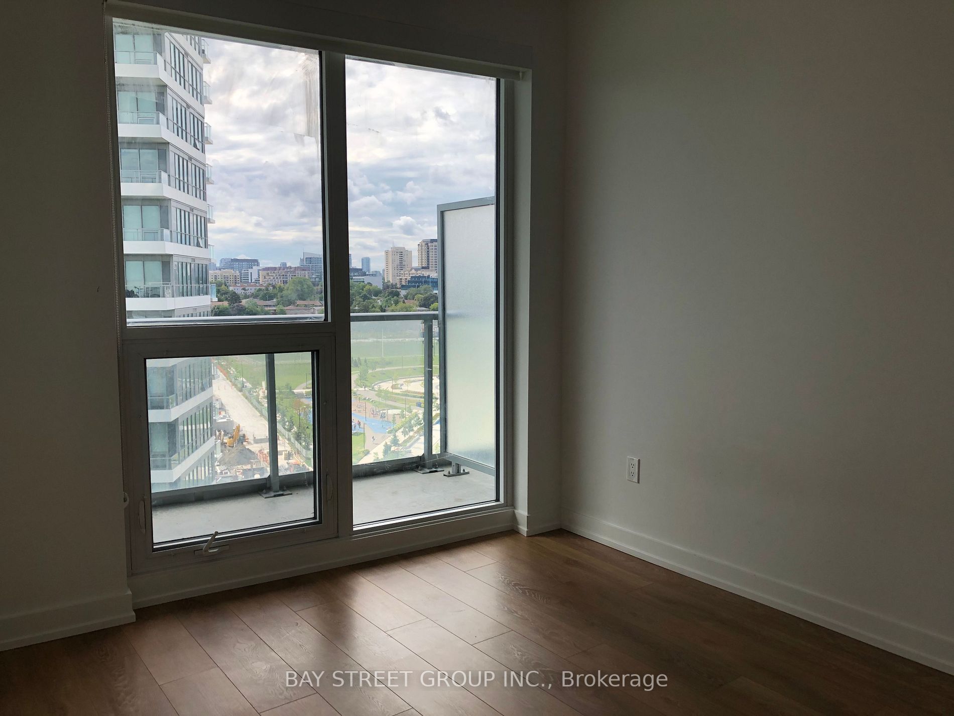117 Mcmahon Dr, #1106