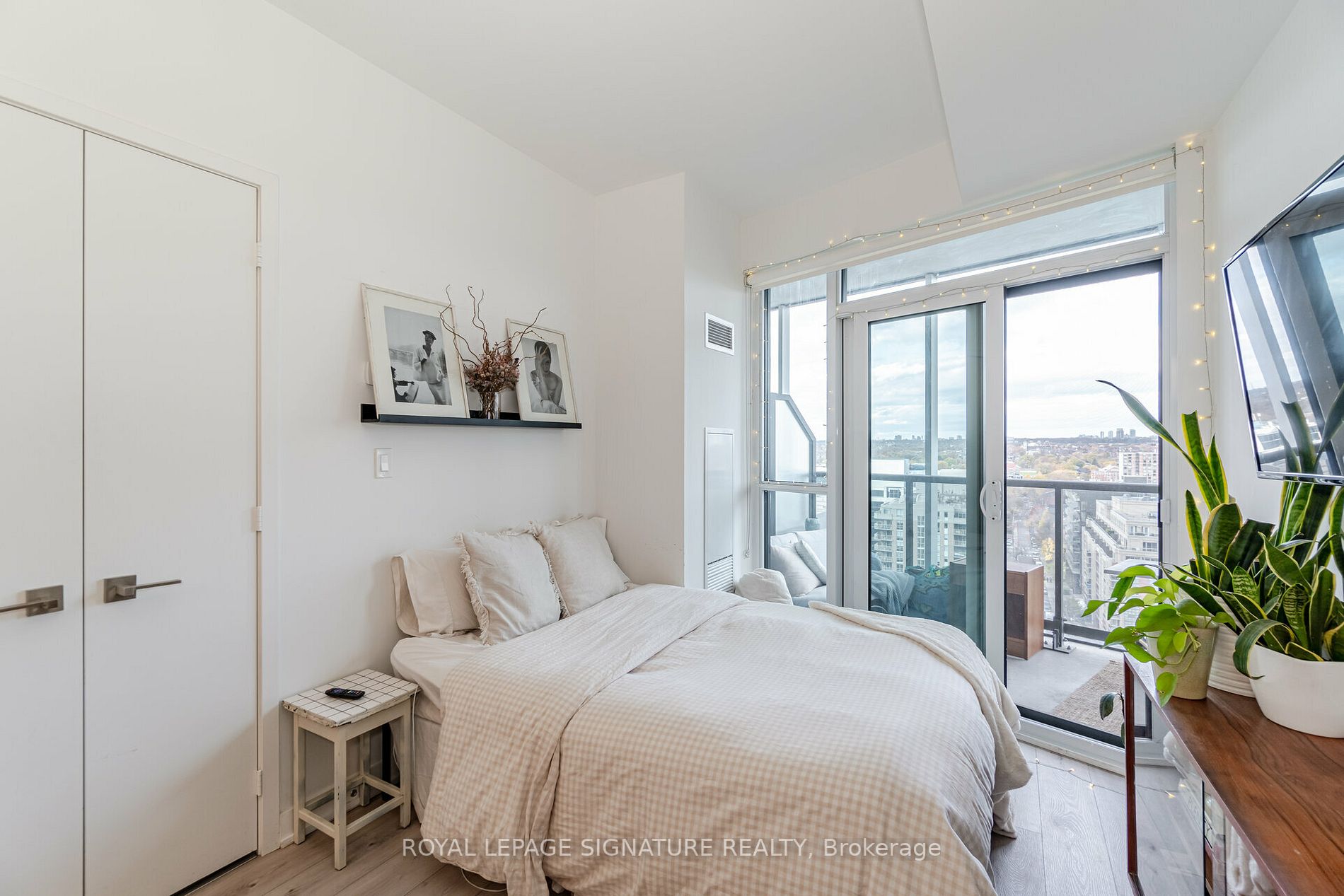 50 Ordnance St, #1408