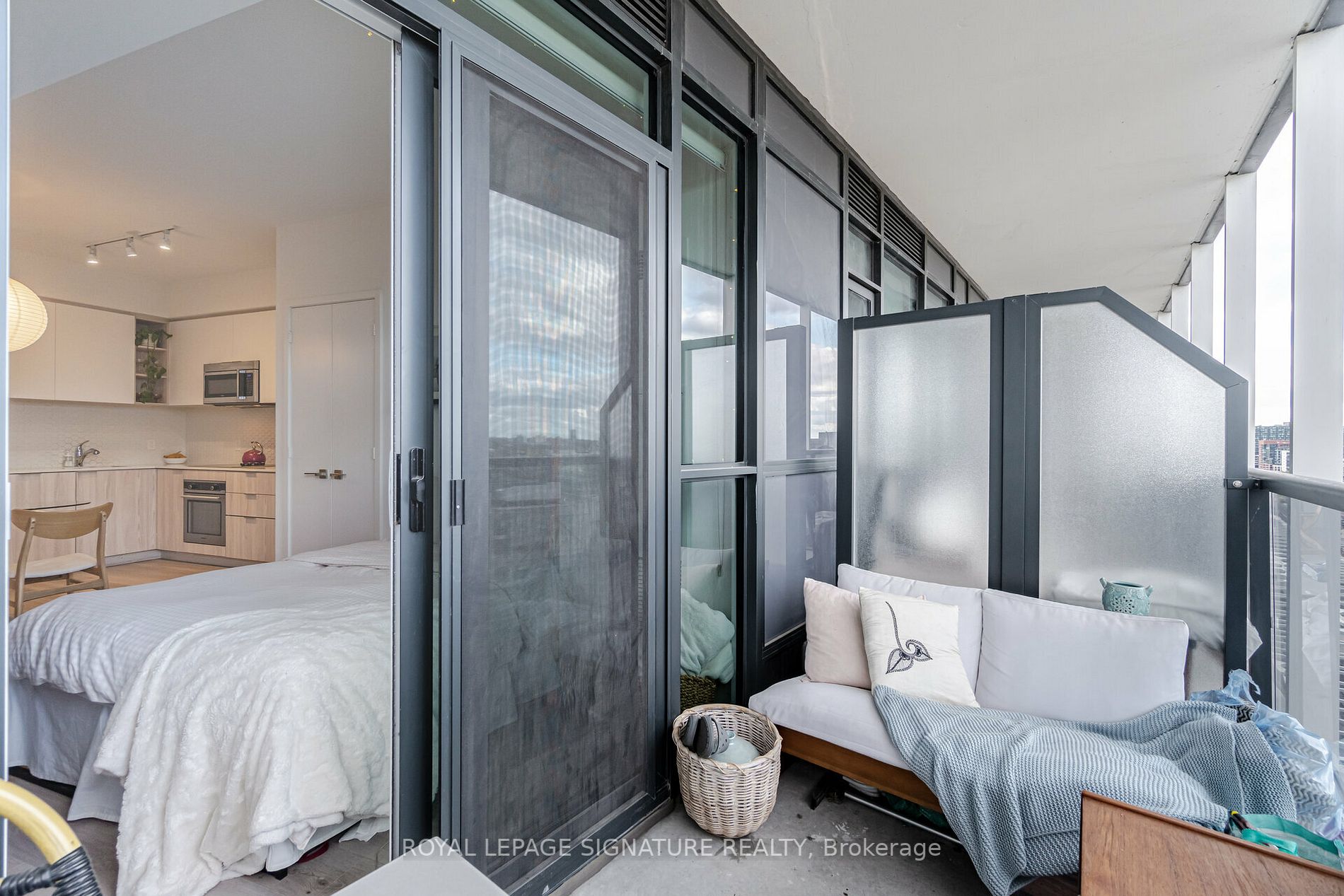 50 Ordnance St, #1408