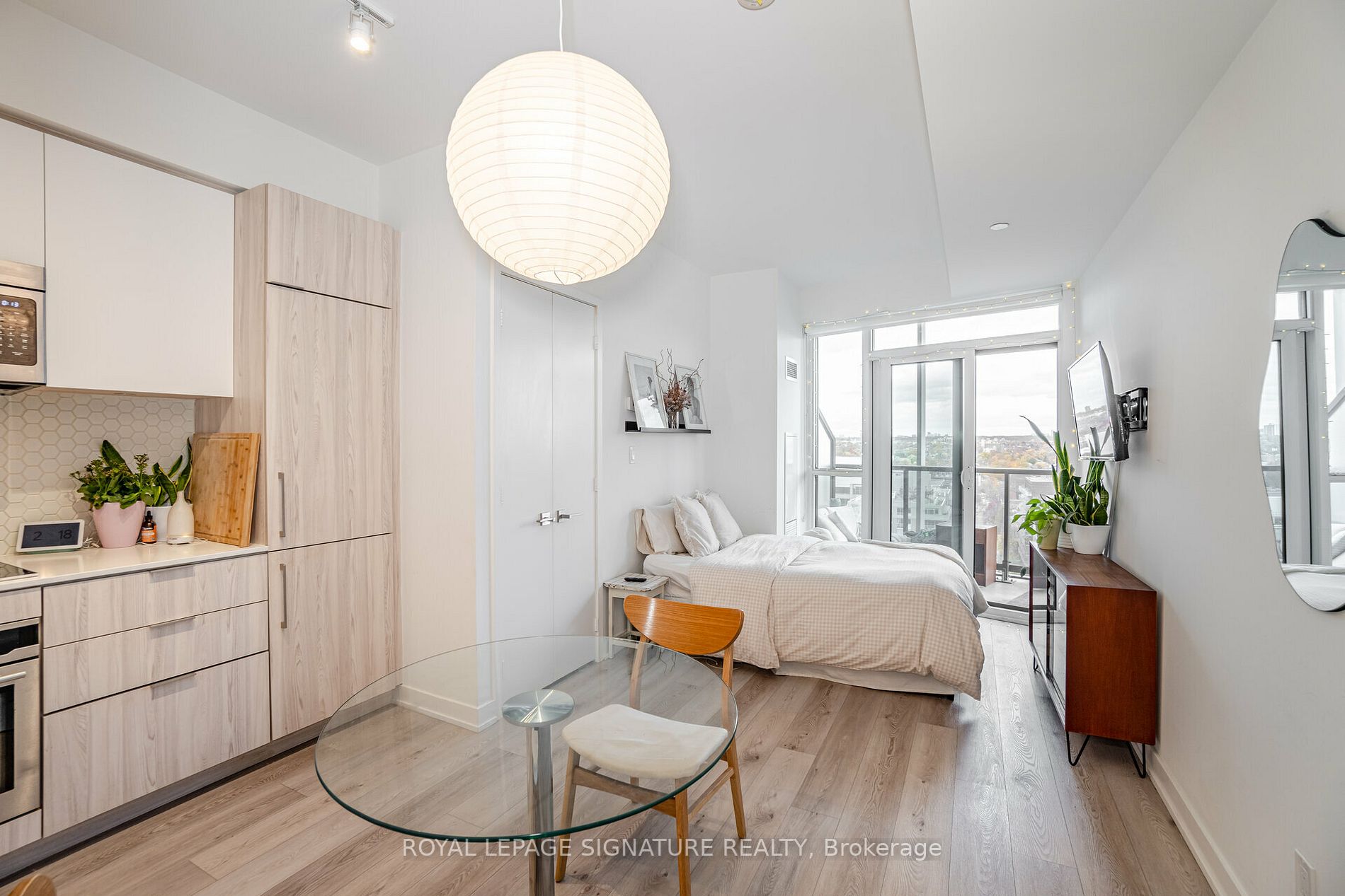 50 Ordnance St, #1408