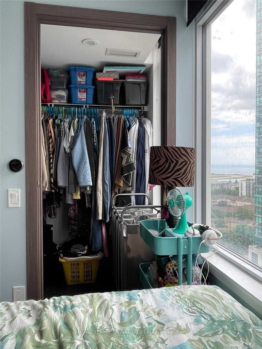 19 Bathurst St, #1812