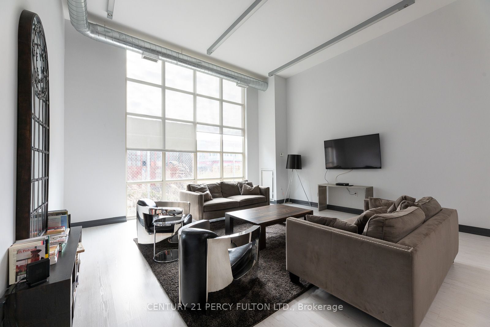 125 Western Battery Rd, #2210