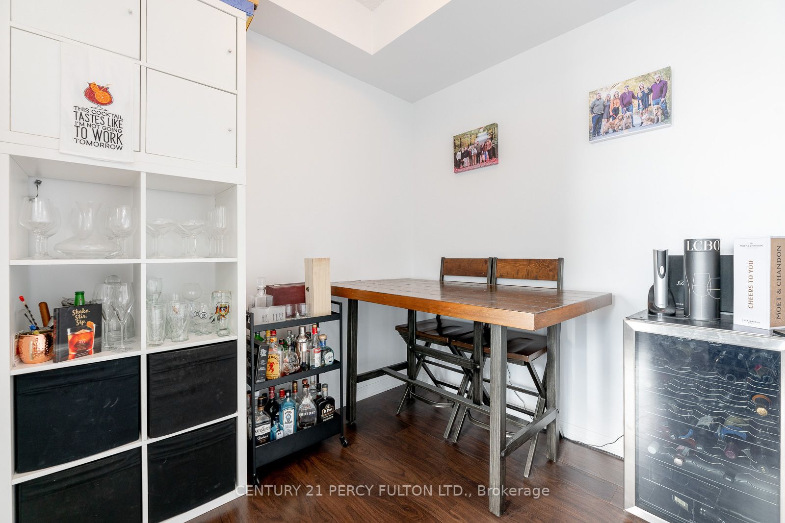 125 Western Battery Rd, #2210