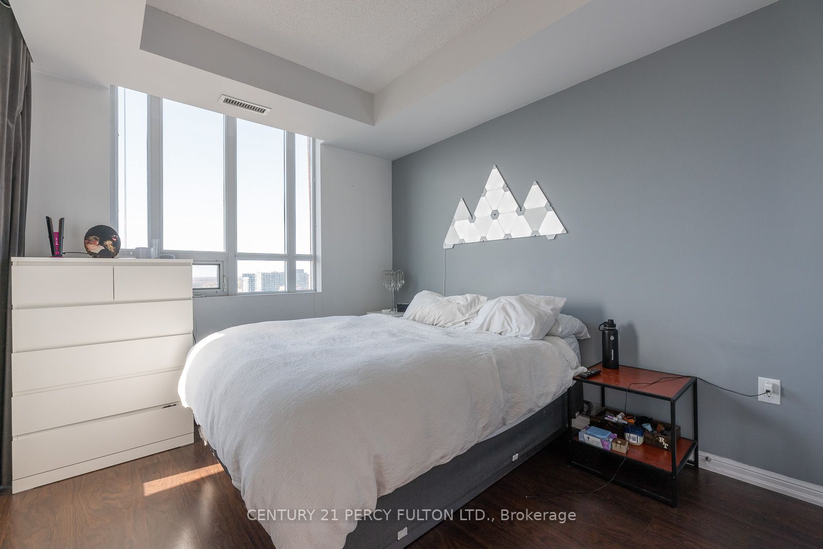 125 Western Battery Rd, #2210