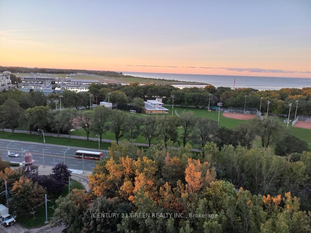 219 Fort York Blvd, #1409